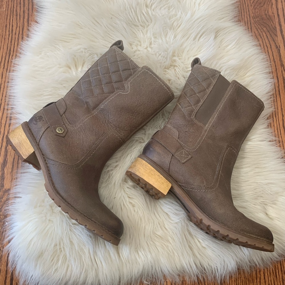 Timberland taupe leather waterproof winter boots 9